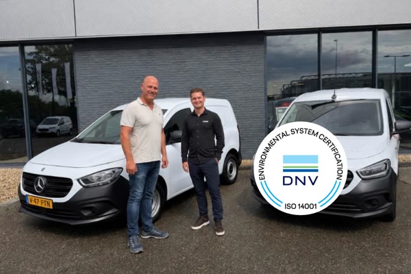 Electrische Mercedes-Benz Citans en Directeur Sander van der Walle